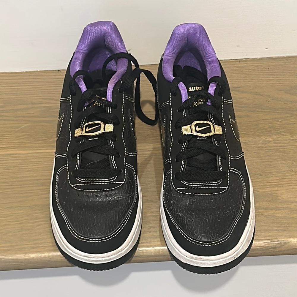 Nike Air Boys Black and Purple Sneakers
